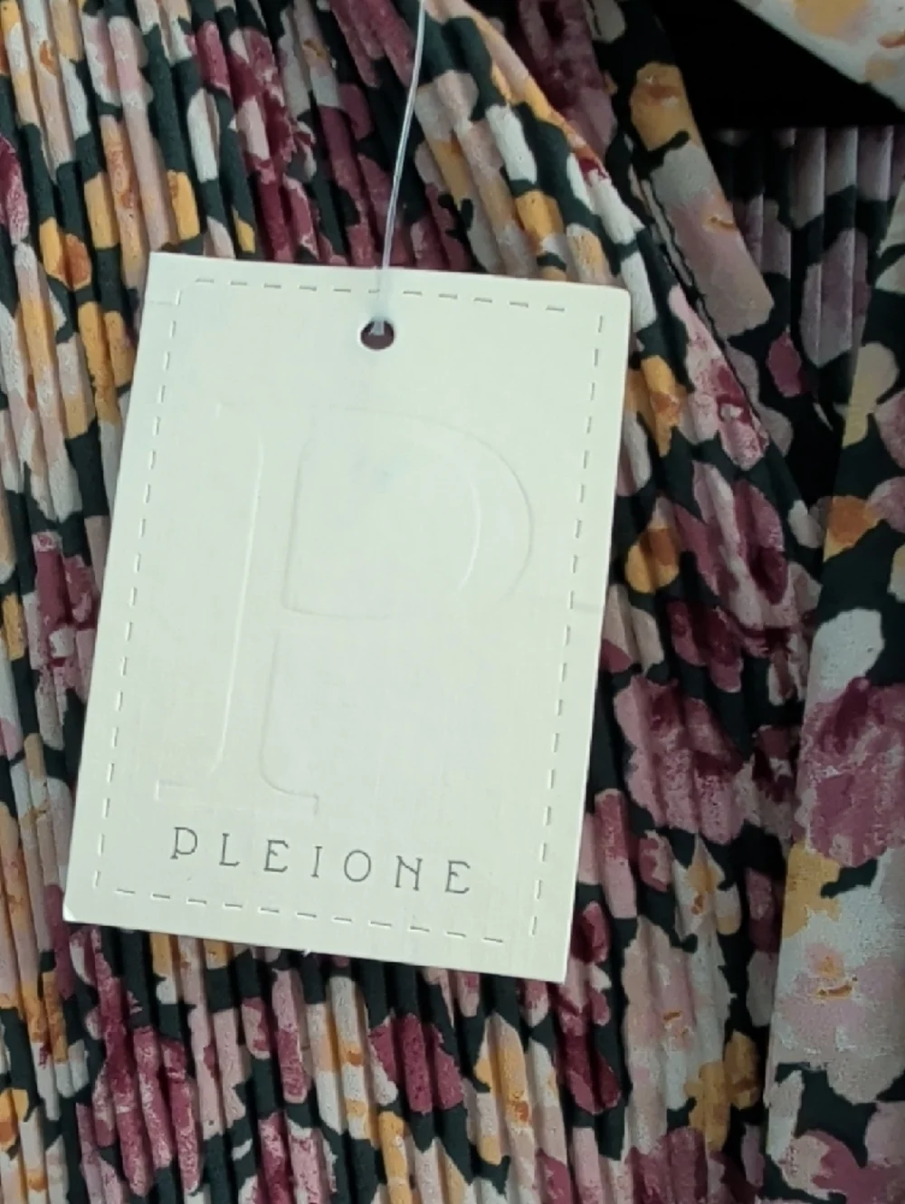 Pleione 2-Piece Set – Pleated Floral Top + Mauve Pants | Size M | NWT